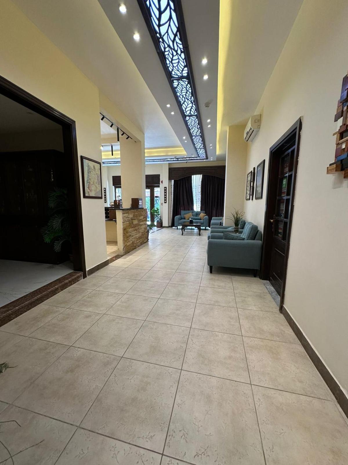 Rumman Hotel Мадаба Екстериор снимка